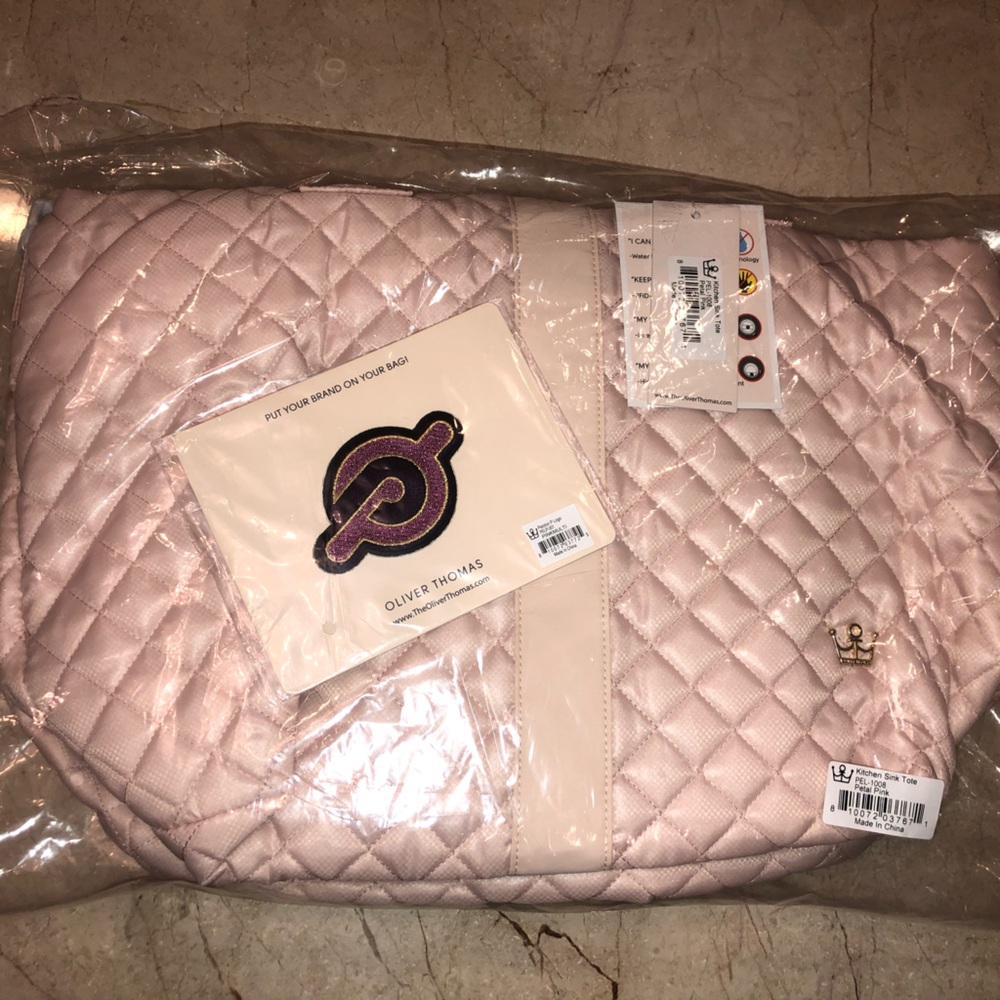 💰 SOLD 💰 Peloton Oliver Thomas Bag NEW w/ Patch